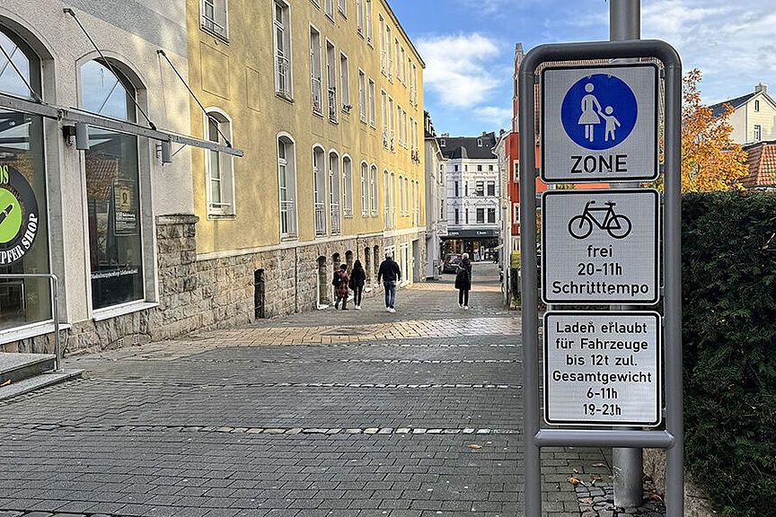 Definition von "Schrfttgeschwindigkeit"