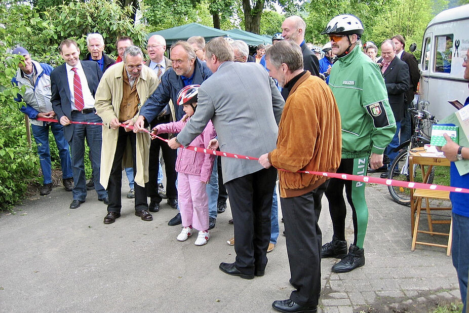 11.06.2005: Eröffnung der Lenneroute mit Dr. Axel Horstmann, damals Verkehrsminister NRW ADFC
